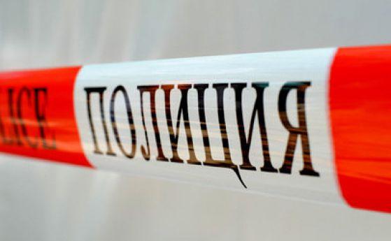 Осмокласник закла момиче на улицата
